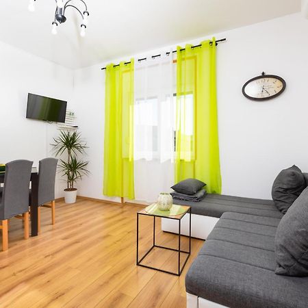 Apartman Volaric Krk Town Exterior foto