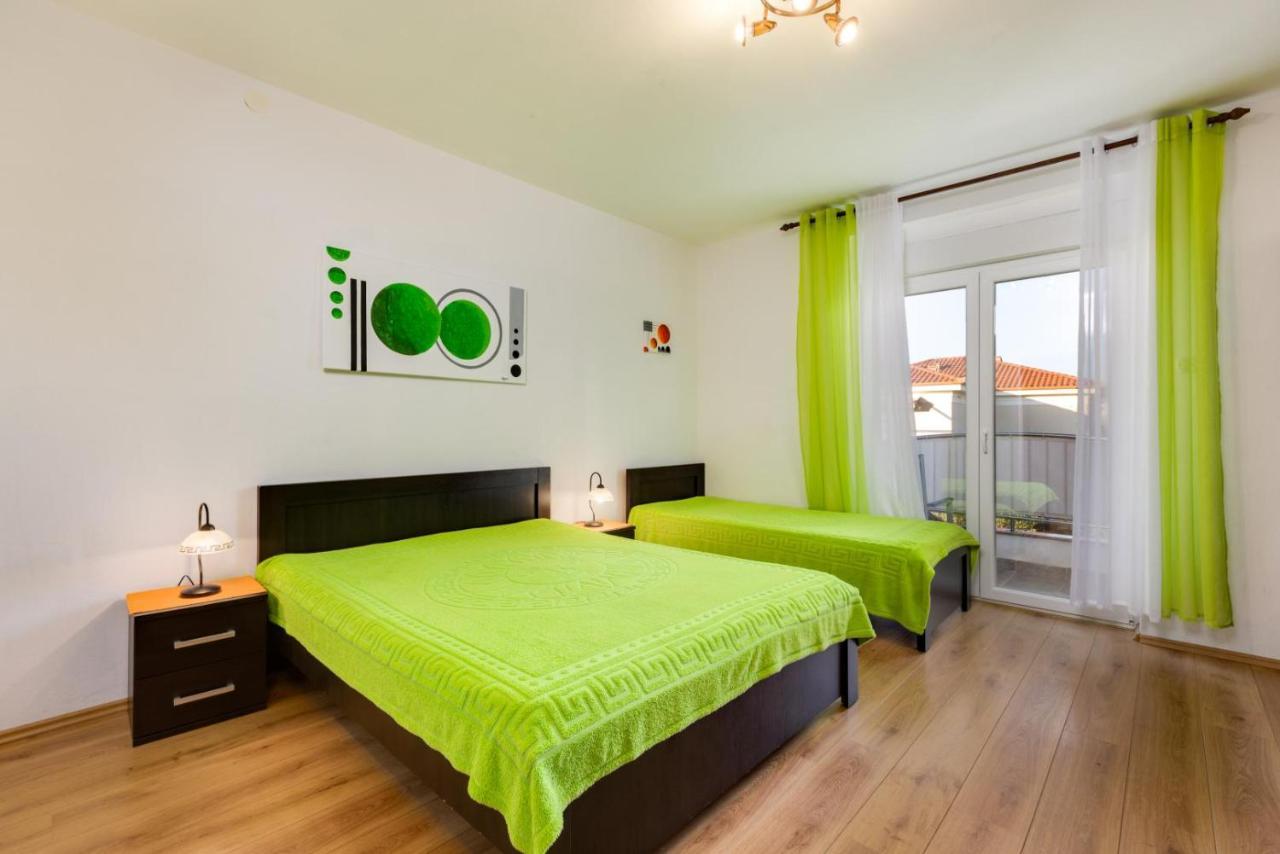 Apartman Volaric Krk Town Exterior foto
