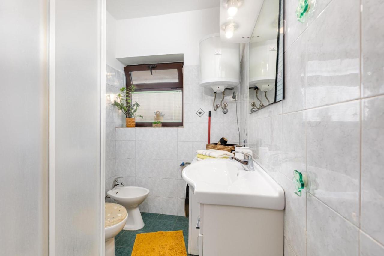 Apartman Volaric Krk Town Exterior foto